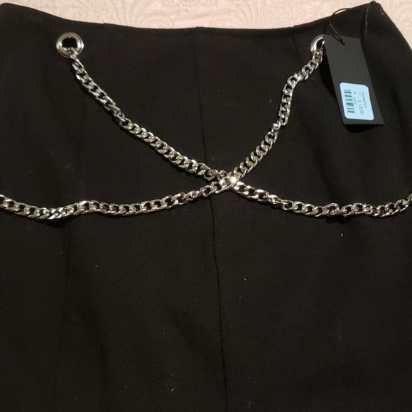 Carmar Black denim skirt with chain detail - Picture 3 of 4